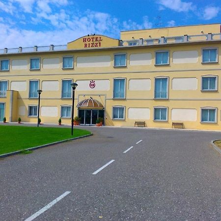 Hotel Rizzi Castel San Giovanni  Luaran gambar